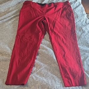 Stylish Red Women's Cropped Pants
